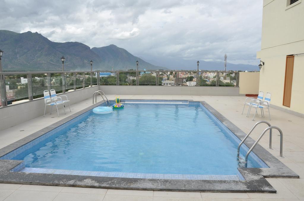 Hotel Western Gatz Theni Exterior foto